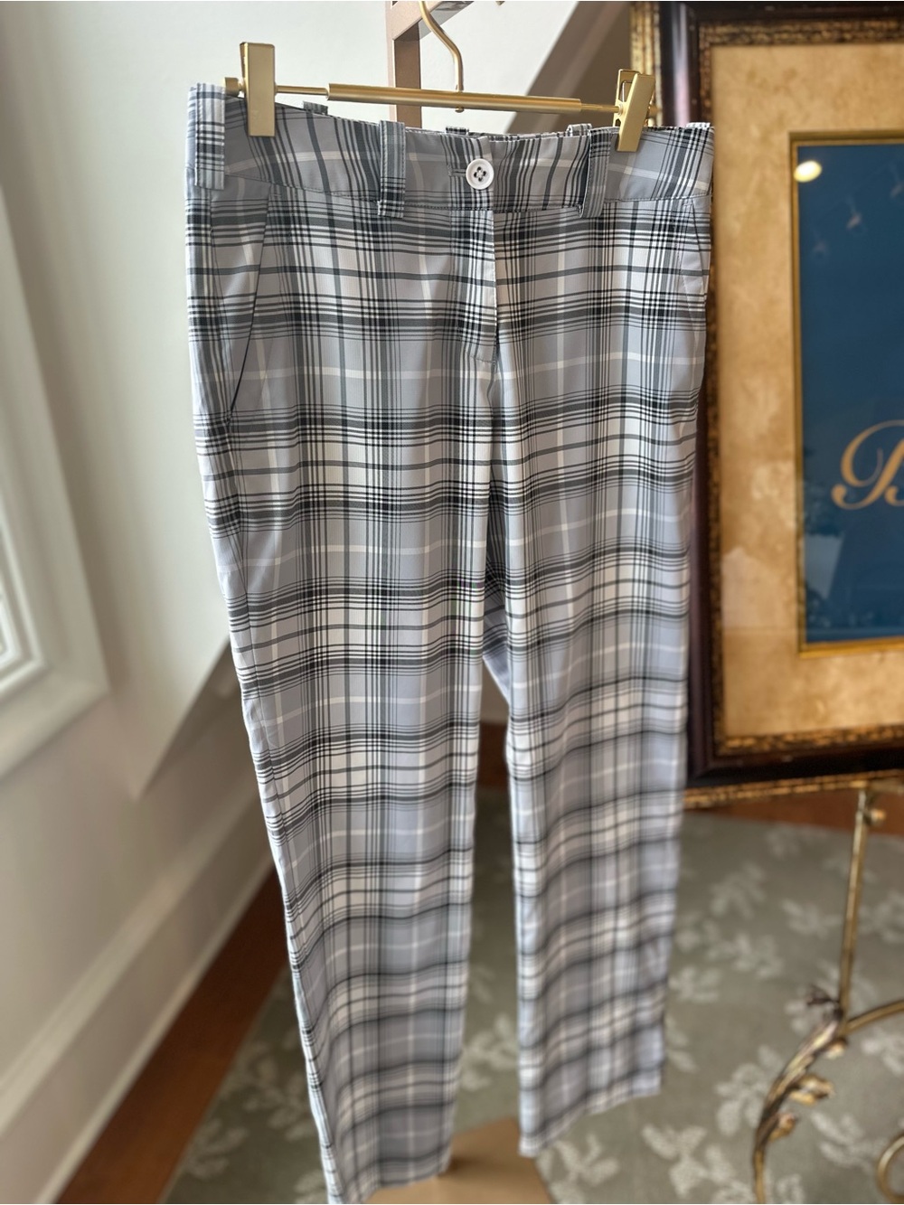 Gray Plaid Women’s Nike Golf pants ,sz 4